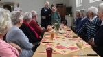 63. Lena Kuiper geeft de organisatie zonodig aan Connie